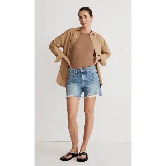 Madewell Relaxed Mid Rise Denim Shorts - Picture 1 of 8